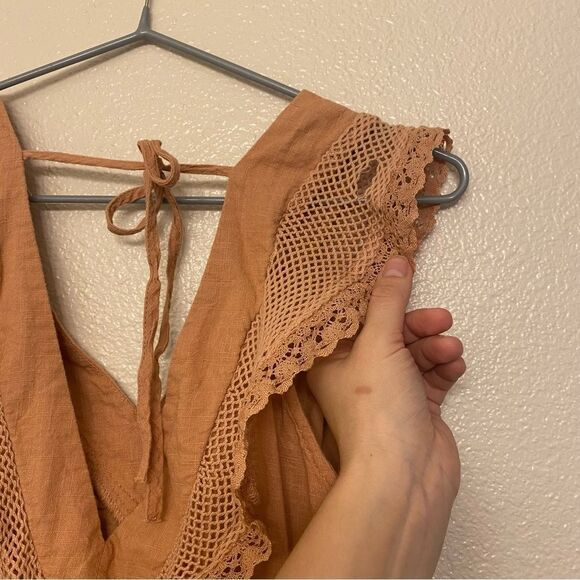 Old Navy Flutter Sleeve Crochet Lace low Tie-Back blouse Top peachy pink M - Picture 4 of 11